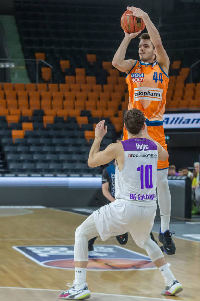 他只有在这 他只有在这