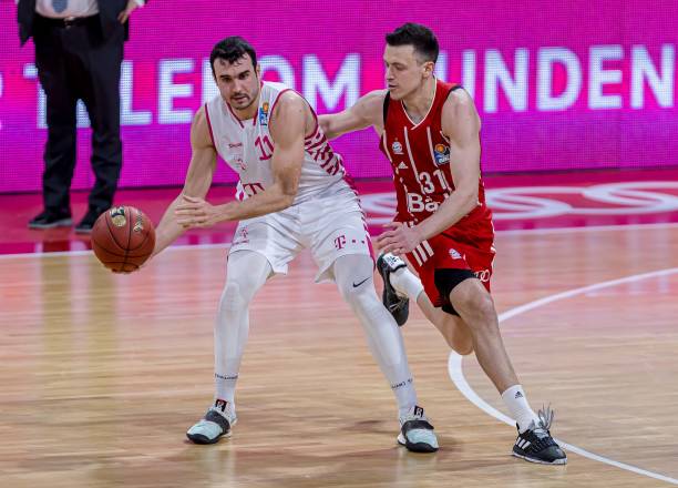 本场比赛中 本场比赛中