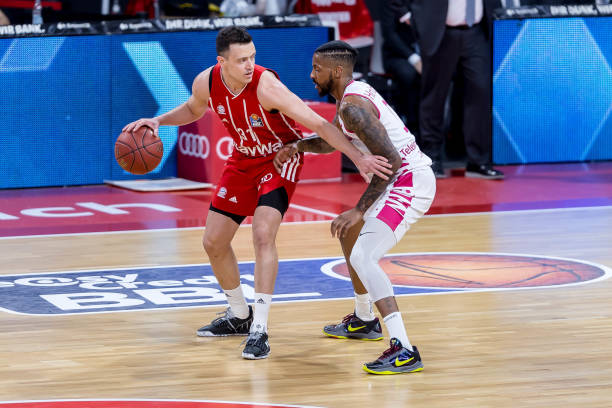 无不展示着 无不展示着