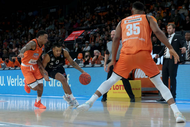 黑期间积累 黑期间积累